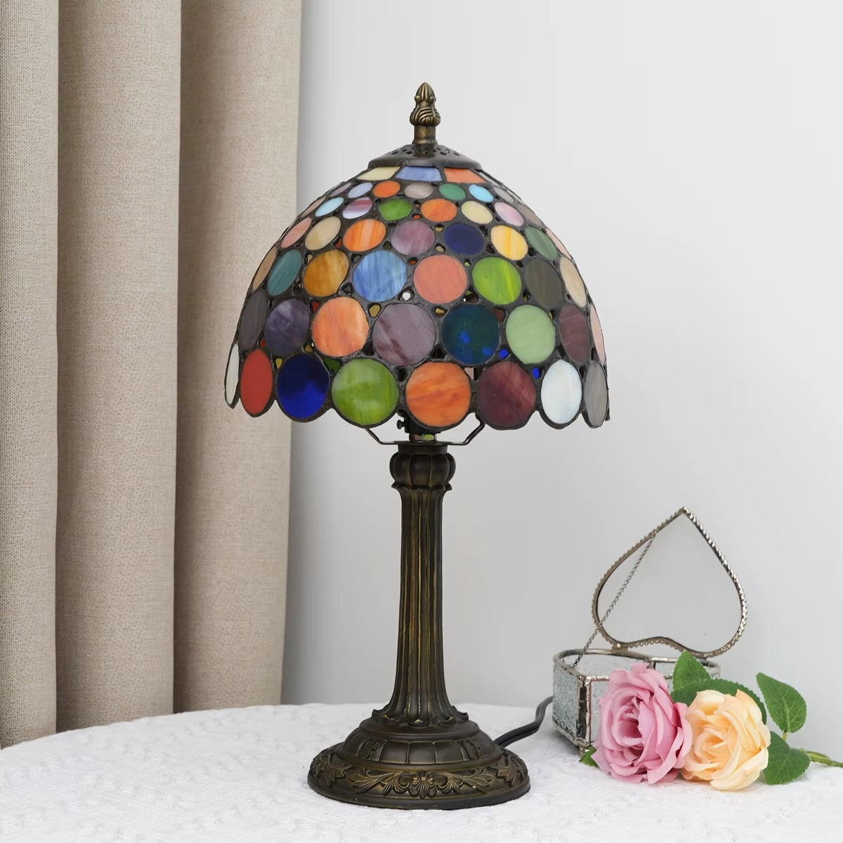 Tiffany-Tischleuchte Urnäsch 2612 aus Buntglas – Ansicht 5 – Davos & Co.