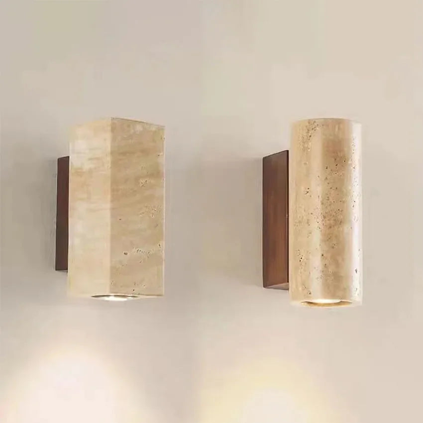 Wabi-Sabi-Wandleuchte Trimmis 1800 aus Travertin und Marmor – Davos & Co.