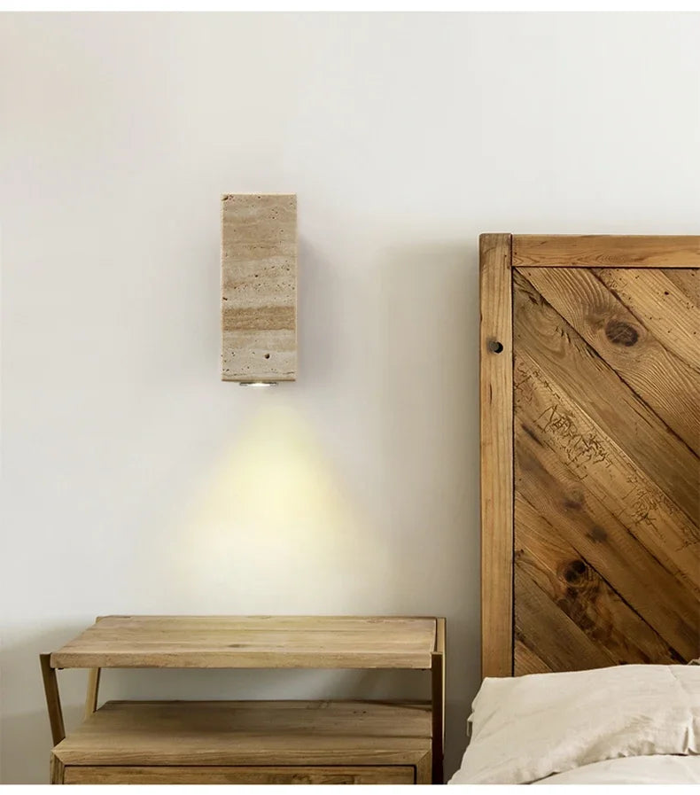 Wabi-Sabi-Wandleuchte Trimmis 1800 aus Travertin und Marmor – Ansicht 9 – Davos & Co.